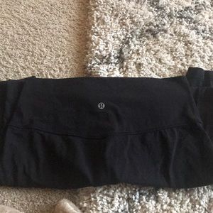 Lululemon Athletica Cropped Leggings Black Used 10